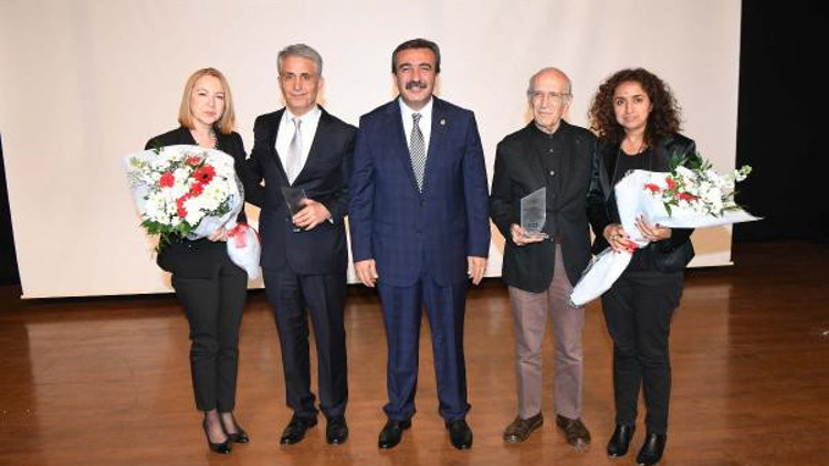 Karikatür Festivaline yoğun ilgi Karikatür Festivaline yoğun ilgi