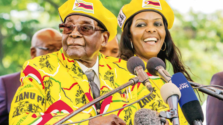 Mugabe’nin azli için düğmeye basıldı Mugabe’nin azli için düğmeye basıldı