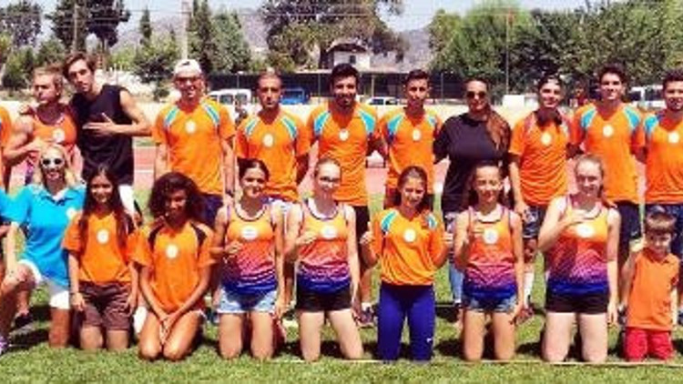 İzmirde Atletizm Şenliği İzmirde Atletizm Şenliği