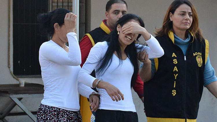 Polisi görünce akıllarına ebe geldi