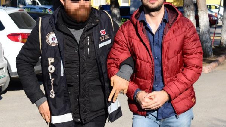 Üsteğmen, darbe girişimi olunca katalog evliliğini ertelemiş