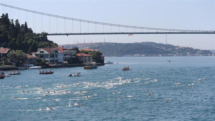 Samsun Boğaziçi Kıtalararası Yüzme Yarışına büyük ilgi Samsun Boğaziçi Kıtalararası Yüzme Yarışına büyük ilgi