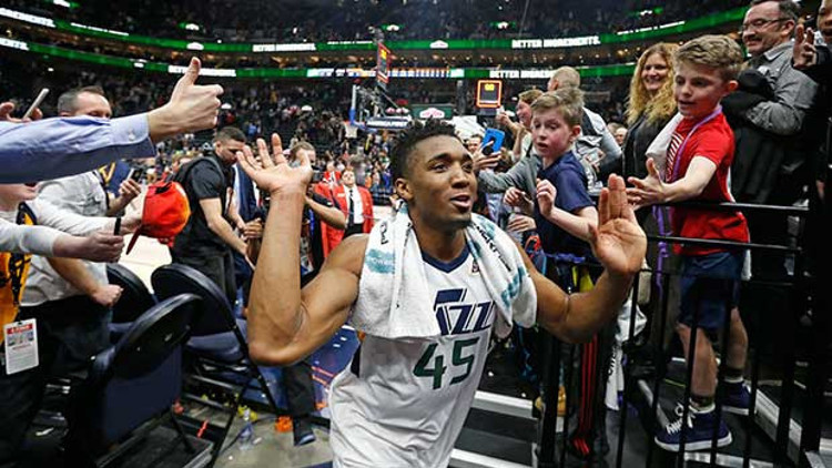 Jazz hız kesmiyor Son kurban Spurs...