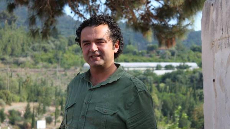 Öğretmen, sebze üretimiyle ilgili ironi yaptığı video nedeniyle açığa alındı