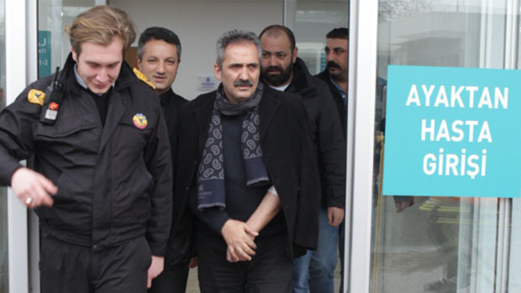 Yavuz Bingöl hastanelik oldu Yavuz Bingöl hastanelik oldu