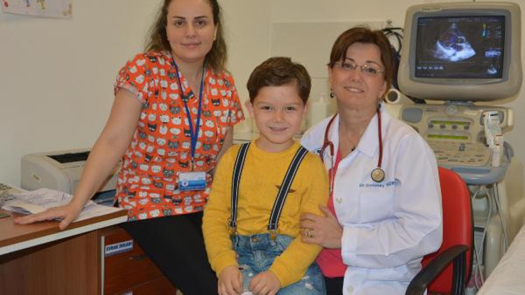 Akrep soktu, ölümden döndü