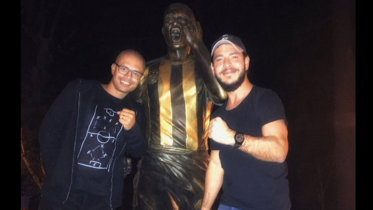 Alex de Souza konuşuyor