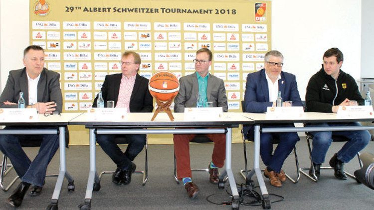 Geleceğin basketbol yıldızları Almanya’da sahne alıyor