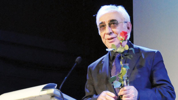 Şener Şen: Seneye genç oyuncu ödülünü alırım