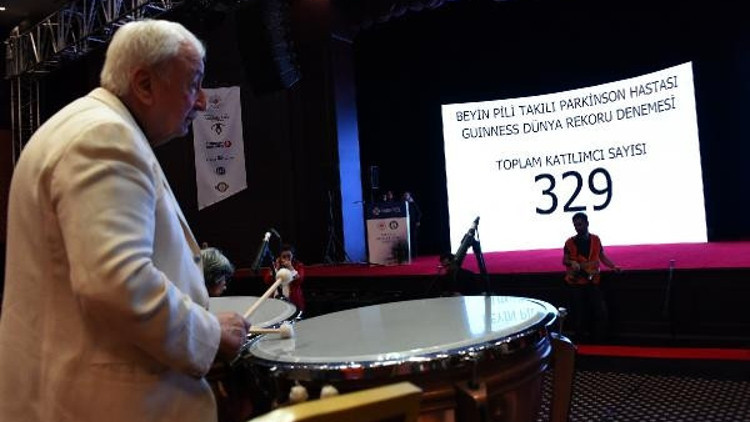 Beyin pili ameliyatı olan 329 hasta Guinness Dünya Rekoru kırdı