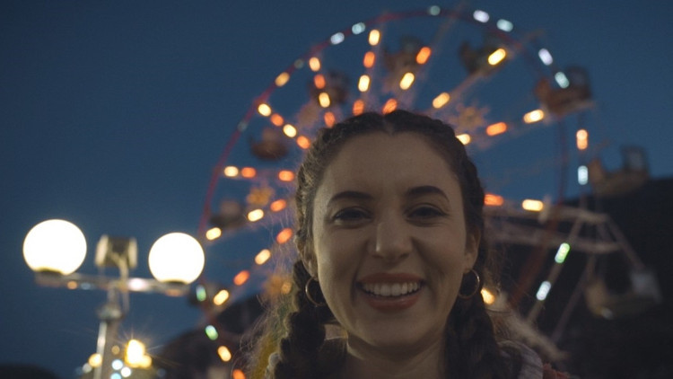 Hayallerinin peşinden giden 9 kadının öyküsü...