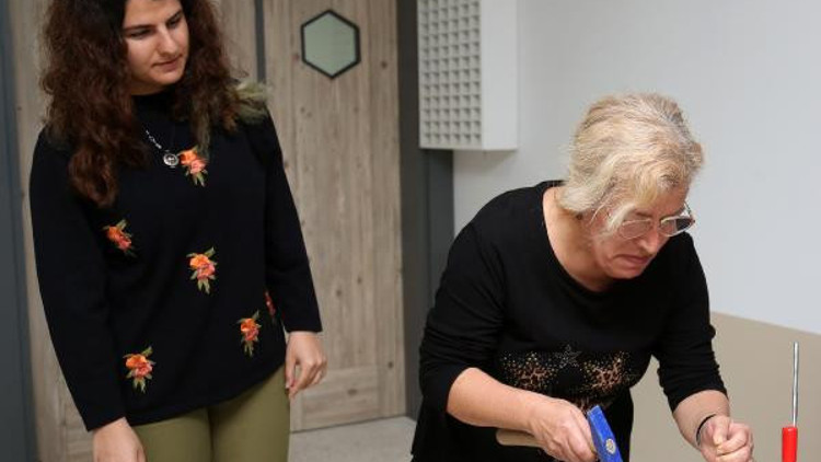 Anne- kız, dede- torun aynı üniversitede