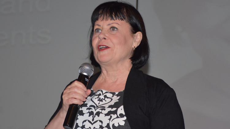 Ödüllü matematikçi Rossi: Çocuklara matematikle dünya arasındaki ilişkiyi göstermeliyiz