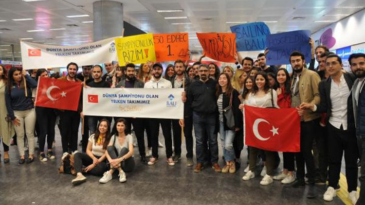 Şampiyonlara yakışır karşılama