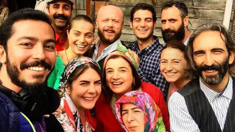 Çetin Ceviz filminin oyuncuları kimlerdir