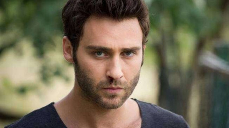 Seçkin Özdemir kimdir Seçkin Piriler ile aşk mı yaşıyor