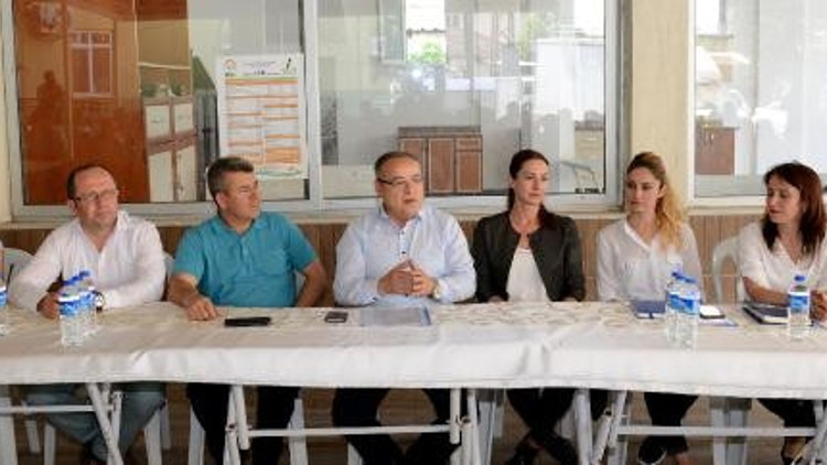 Çiftçilere Tuta eğitimi