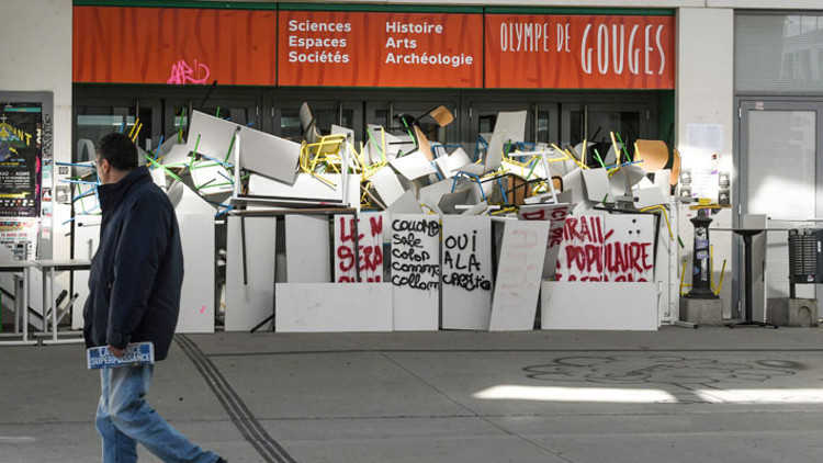 Fransa’da bir üniversiteye daha operasyon