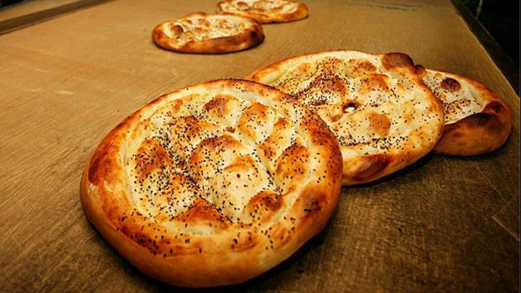 İstanbulda Ramazan pidesi fiyatları açıklandı
