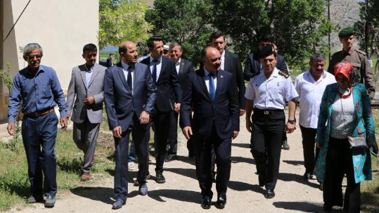 Vali Günaydın muhtarlarla buluştu