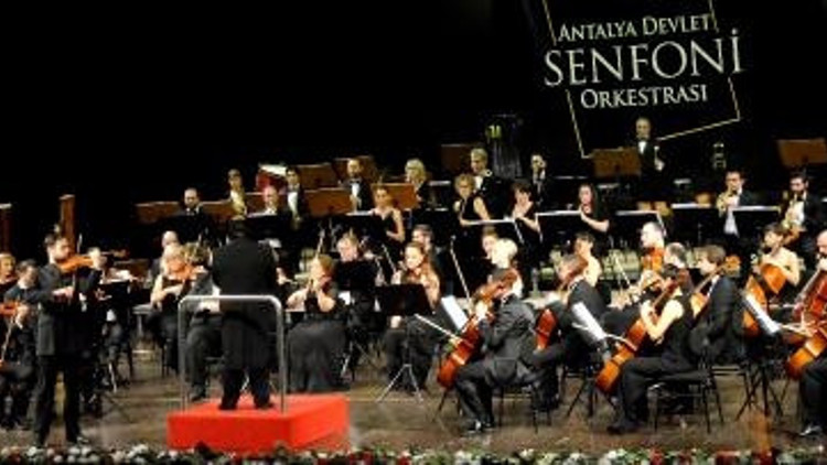 Senfoniden 19 Mayıs konseri Senfoniden 19 Mayıs konseri