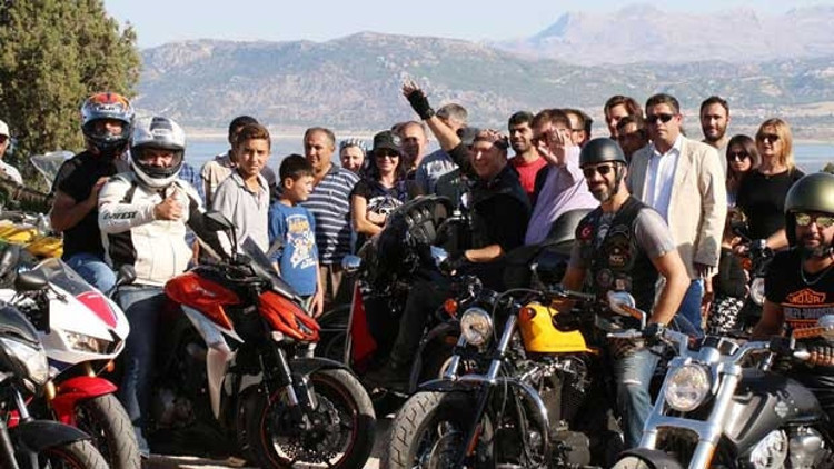 Sümer Ezgü’nün motor tutkusu