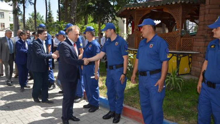 Korkuteli protokolü bayramlaştı