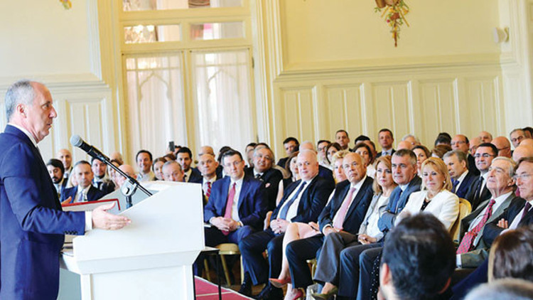 Demokrasiden başlayacağız