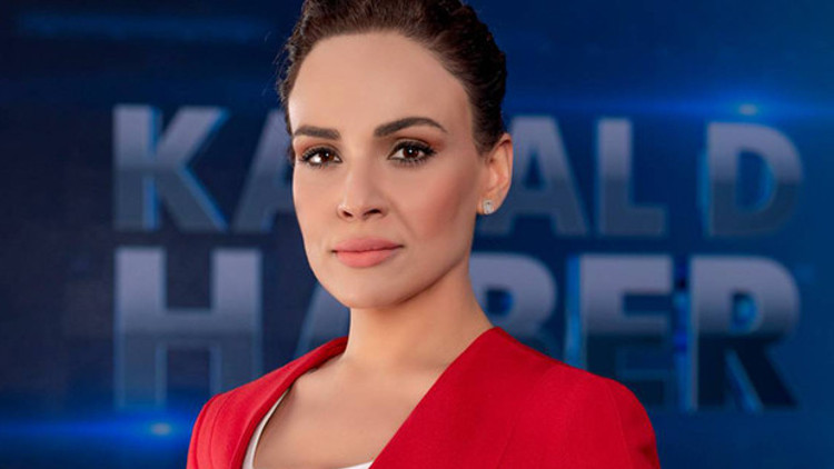 Ünlü spiker merak edilenlerini anlattı: Arkadaşlarıma kek yaptım, 3 kişi zehirlendi Ünlü spiker merak edilenlerini anlattı: Arkadaşlarıma kek yaptım, 3 kişi zehirlendi