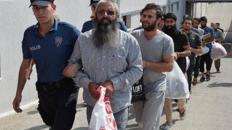Operasyonda yakalanan DEAŞ üyeleri, yaralı Suriyelileri dolandırmış