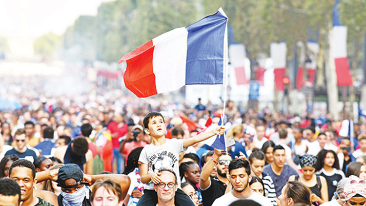 Otomobilde de şampiyon