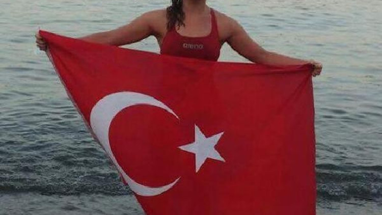 İzmirli Bengisu Avcı tarih yazdı