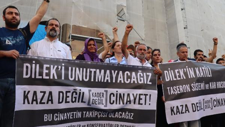 Sendika ve STKlardan Büyük Postane önünde Dilek Dayar protestosu