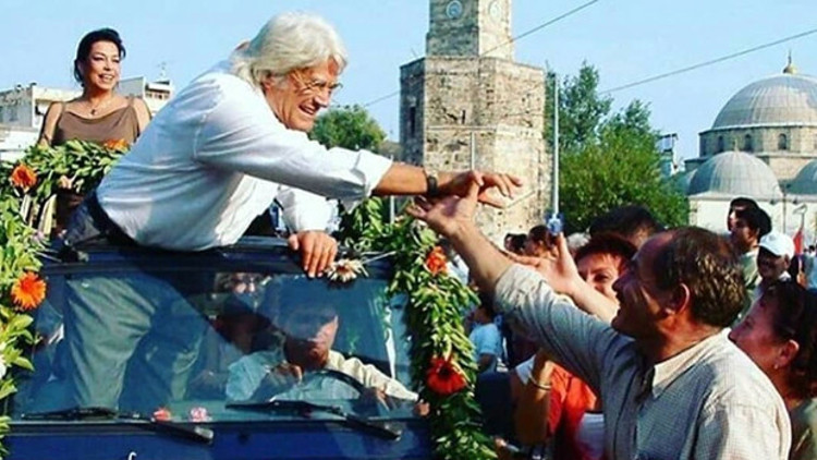 Murat Arkın babası Cüneyt Arkının sağlık durumu hakkında bilgi verdi