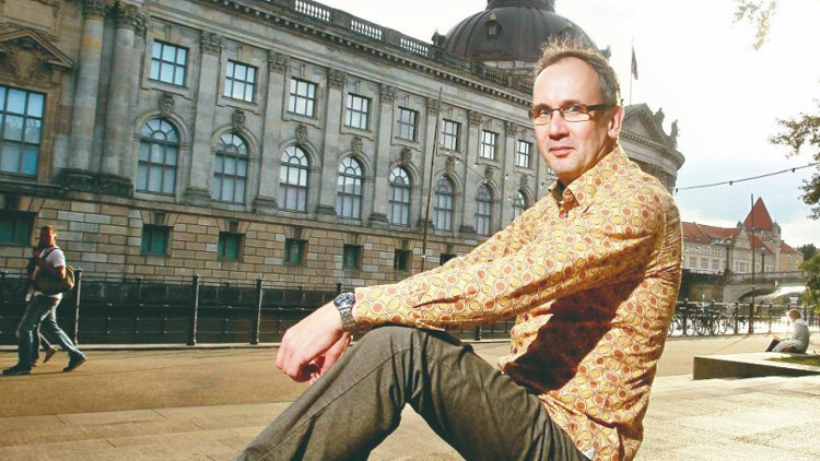 Nazi Almanya’sından tarihi polisiye romanlar