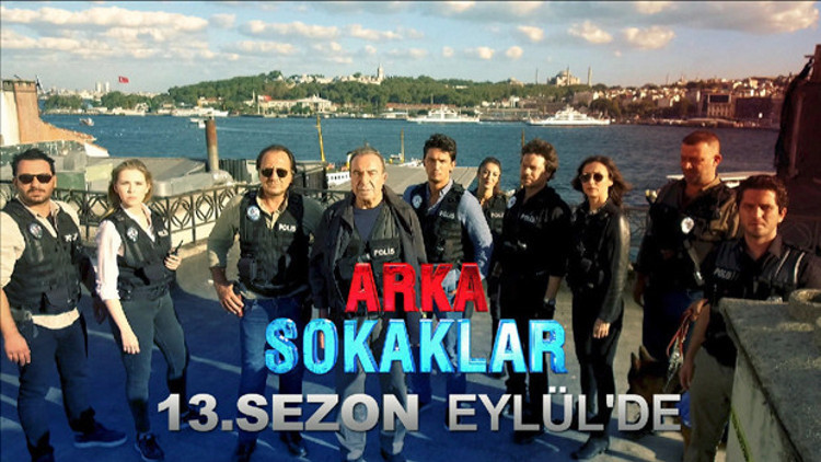 “Arka Sokaklar” 13.sezonu ile Eylül’de ekrana geliyor. Sevilen dizinin yeni sezon fragmanı yayınlandı.