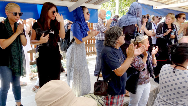 Toron Karacaoğlu Altınoluk’ta son yolculuğuna uğurlandı