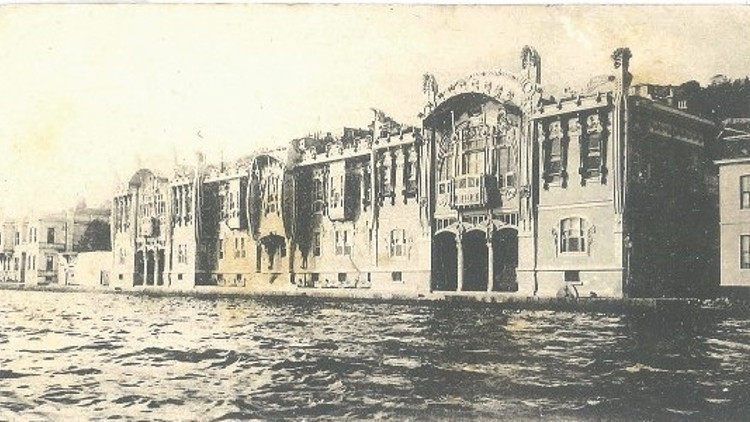 Bambaşka bir Boğaziçi