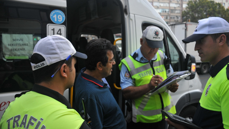İstanbul’da okul servisleri denetlendi