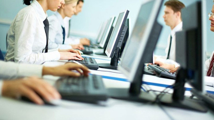 Artık e-reçete: İşyerlerinde kağıda yazma dönemi sona erdi