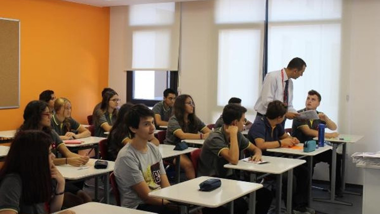 Bilim okulu kapılarını açtı Bilim okulu kapılarını açtı
