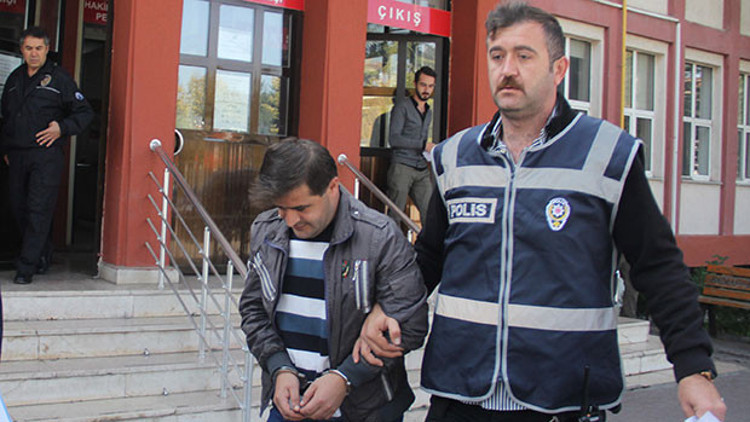 Karısını 9 yerinden bıçakladı, savunması şaşırttı: Amacım yuvamı kurtarmaktı Karısını 9 yerinden bıçakladı, savunması şaşırttı: Amacım yuvamı kurtarmaktı