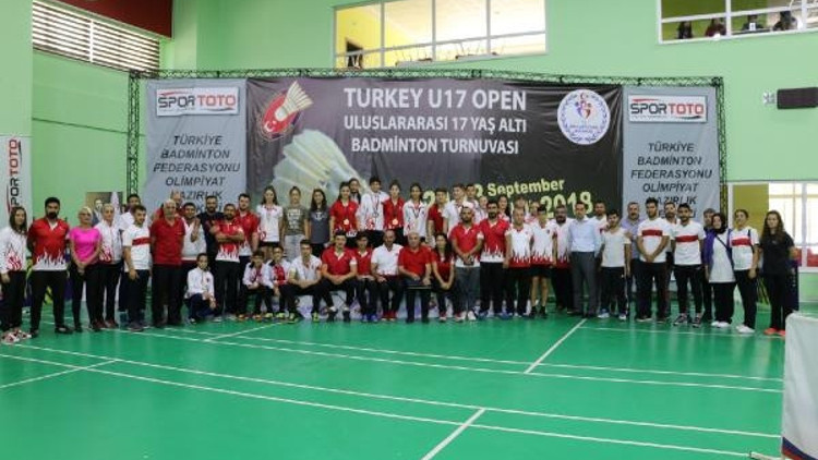Badmintonda milliler 20 madalya topladı Badmintonda milliler 20 madalya topladı
