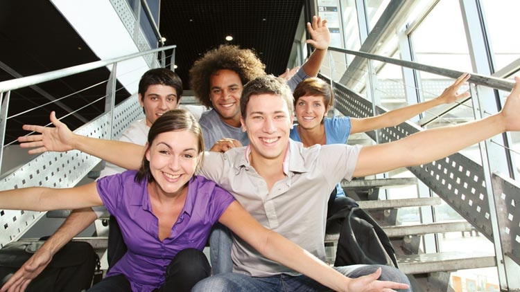 Yurtdışının kapısını üniversitede aralayın