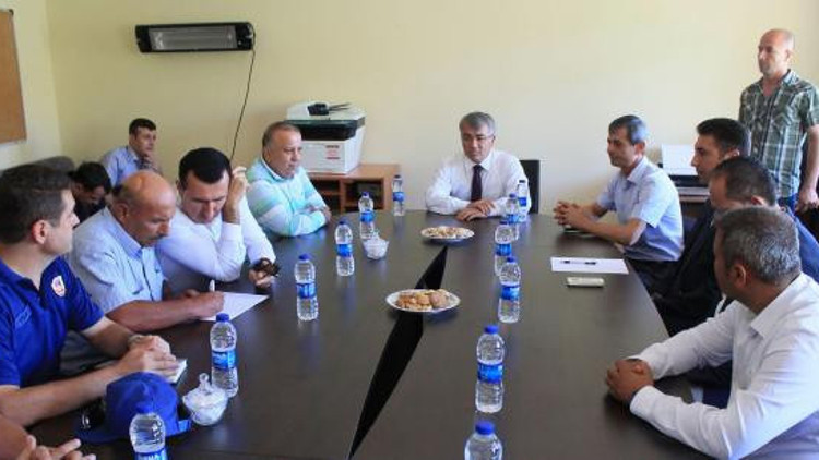 Manavgatta muhtarlar toplantısı