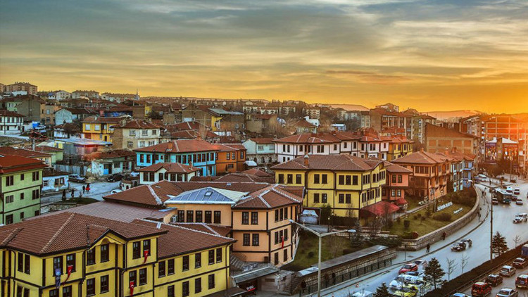 3 günlük tatil için şimdiden talep patladı Oteller yüzde 100 doldu