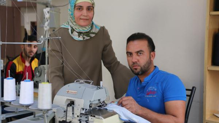 Suriyeli sığınmacıları meslek ve iş sahibi yapacak kurslar açıldı