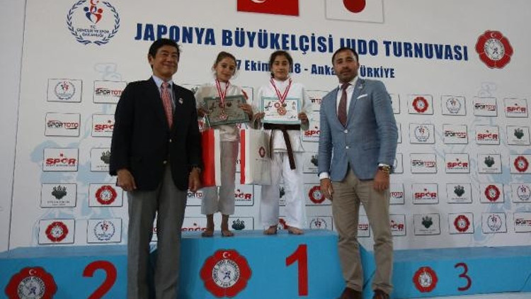 Japonya Büyükelçiliği Judo Turnuvası yapıldı Japonya Büyükelçiliği Judo Turnuvası yapıldı
