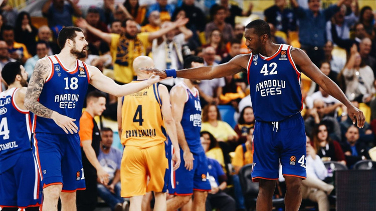 Anadolu Efes deplasmanda Gran Canariayı devirdi Anadolu Efes deplasmanda Gran Canariayı devirdi