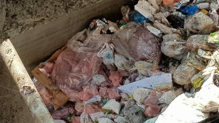 216 kilo kaçak et imha edildi, kasap mühürlendi